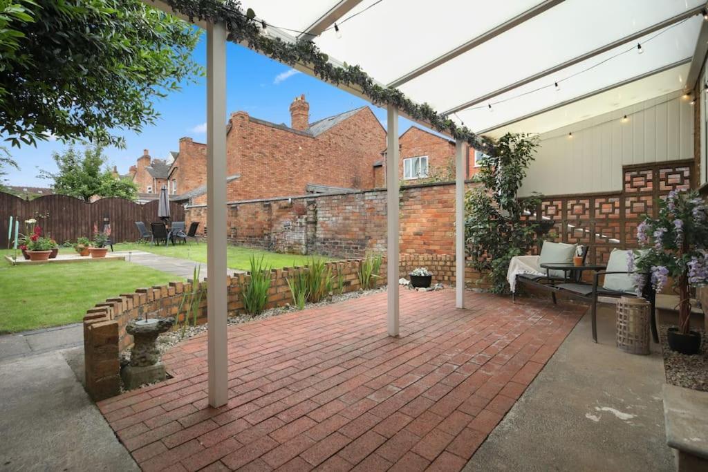 Picturesque Victorian Cottage Worcester Exterior foto